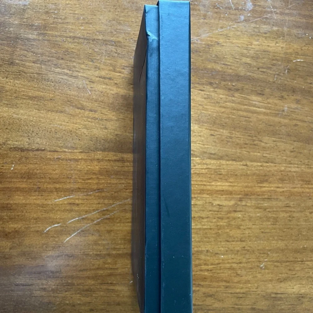 New In Box London Fog Black Quilted Wristlet - Picture 13 of 14